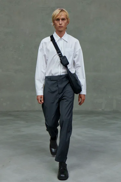 Look 30